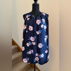 Isabel maternity sleeveless shirt